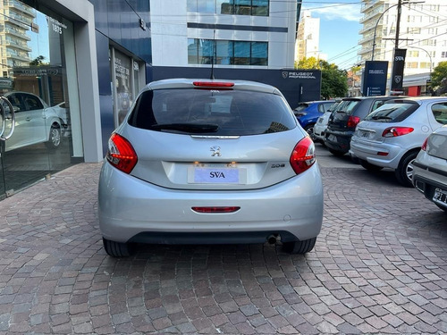 Imagen 5 de 14 de Peugeot 208 Allure Touchscreem 2016