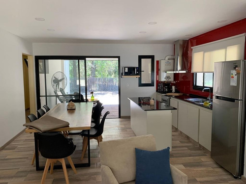 Imagen 3 de 14 de Casa En Mar De Las Pampas. Nueva Y De Categoría. 7 Personas!
