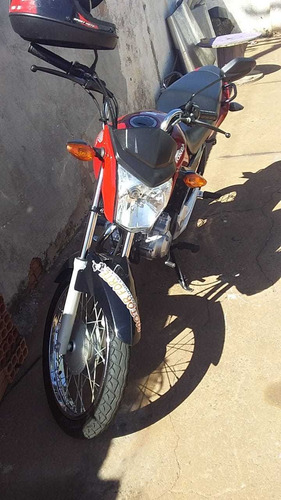 Imagem 1 de 5 de Honda Titan