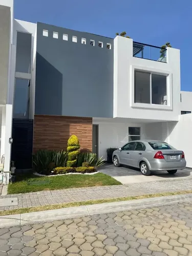 Venta De Casa En Lomas De Angelópolis Iii (san Andrés Cholula Puebla-ide)xao