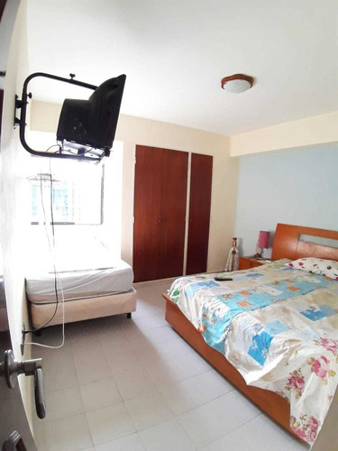 Imagen 9 de 14 de Cómodo Apartamento En El Bosque
