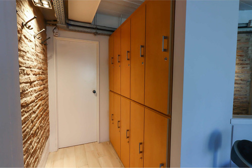 Oficina Venta Colegiales En Complejo Los Silos