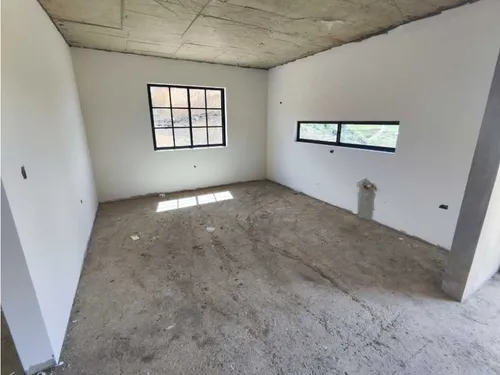 Finca En Obra Gris Con Escrituras En Proindiviso En Marinilla