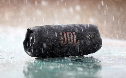 Imagen 10 de 10 de Parlante Jbl Charge 5 Inalámbrico Portátil Bluetooth Nuevo