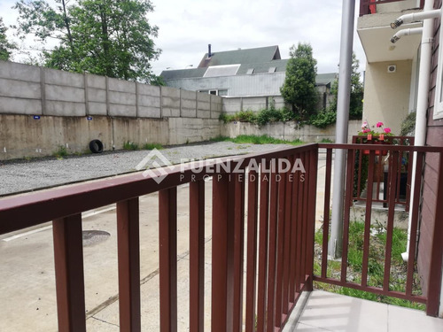 Departamento En Arriendo De 2d2b En Parque Pucalan