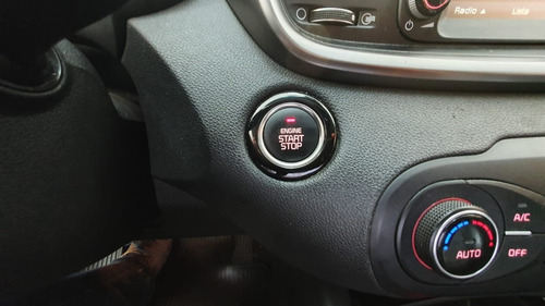 Imagen 4 de 15 de Kia Sorento Crdi 4x4 Full