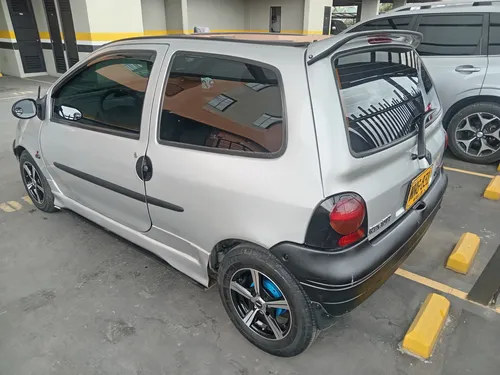Renault Twingo 1.2 Dynamique 75 hp