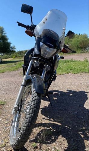 Imagen 3 de 22 de Honda Nx 400cc Falcon