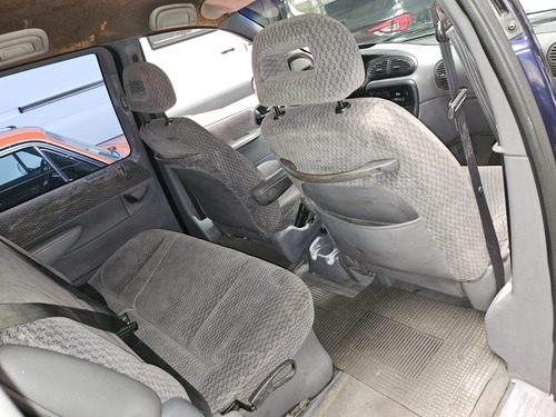 Chrysler Caravan 2.4 Se 2.4