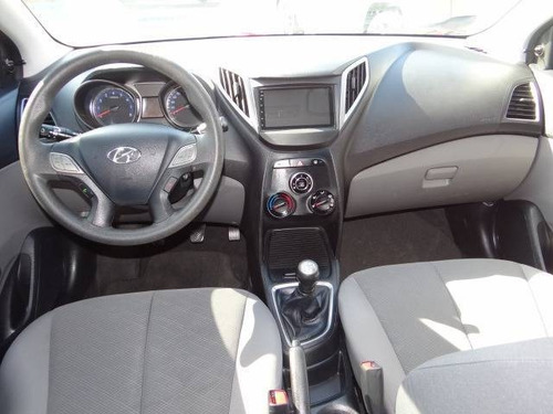 Imagem 7 de 15 de Hyundai Hb20s 1.0 Unique 12v Flex 4p Manual