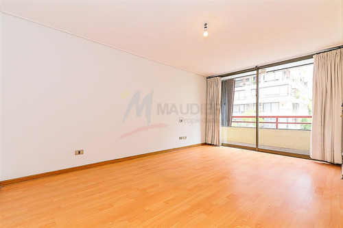 Departamento En Arriendo De 3 Dorm. En Las Condes