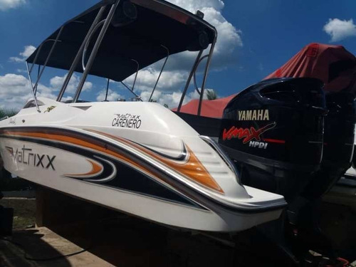 Imagen 6 de 15 de Botes Y Canoa