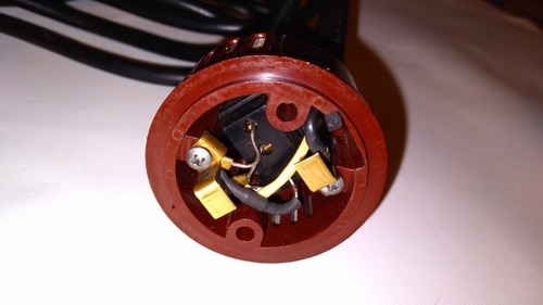 Imagem 3 de 3 de Máquina Tosqueadeira Oster Cabo 220 Cabo Completo