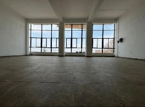 Edificio Multiusos Con Locales En Padierna.