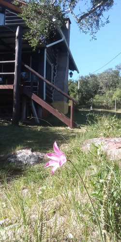 Imagen 2 de 16 de Cabaña Villa Serrana Alquilo Diseño Único, Ubicada En Los Romerillos Con Espectacular Vista Despejada Al Cerro Guazuvirá Y Cerro Del Lagarto, Comodidades Para Hasta 6 Personas.