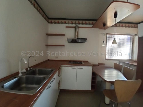 Apartamento En Venta En Zona Este, Lara Mc 