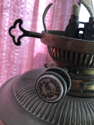 Lámpara Antigua A Kerosene Con Mechero