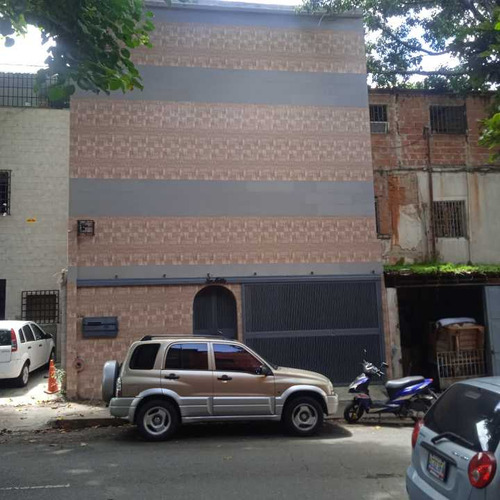 Venta De Edificio En La Campiña, Cerca De Pdvsa Wm