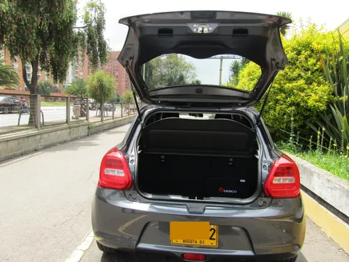 Suzuki Swift 1.2 Hybrid 2Wd