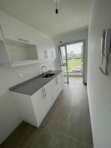 Apartamento De 2 Dorm Estrenar Usd 95.000 Altos De B Norte
