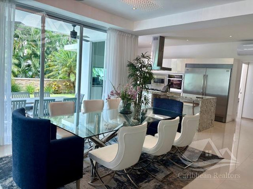 Casa En Venta En Lagos Del Sol Cancun