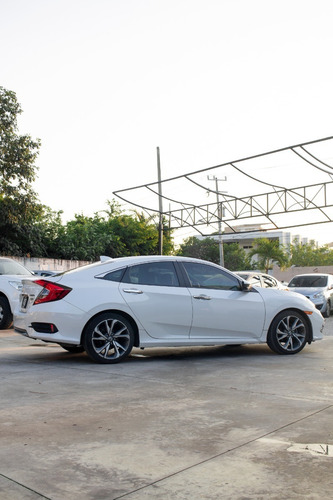 Imagen 4 de 8 de Honda Civic Touring At 2019