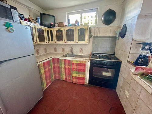 Casa En Venta En El Oeste De Barquisimeto Cod: 25-16698 Jpg