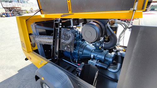 Compresor Aleman Aire 375 Cfm Kubota Kaeser M100 Motorman
