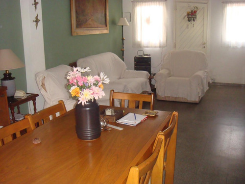 Imagen 5 de 16 de Casa - Quilmes