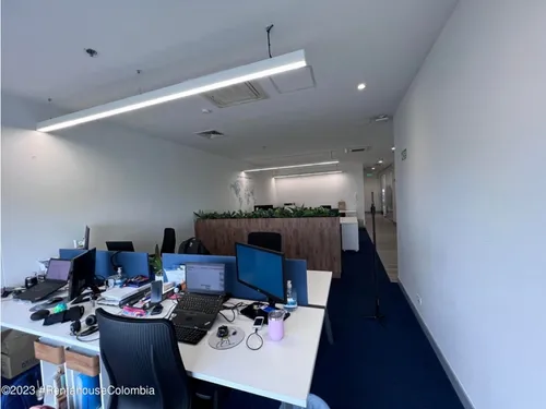 Comercial En Santa Ana Occidental Rah Co: 25-1073