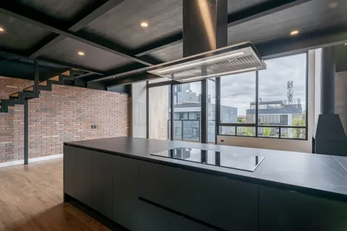 Apartamento En Arriendo/venta En El Chicó. Cod A21478