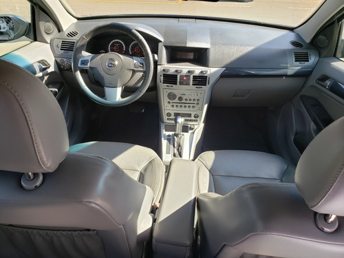 Imagem 4 de 15 de Chevrolet Vectra 2011 2.0 Collection Flex Power Aut. 4p