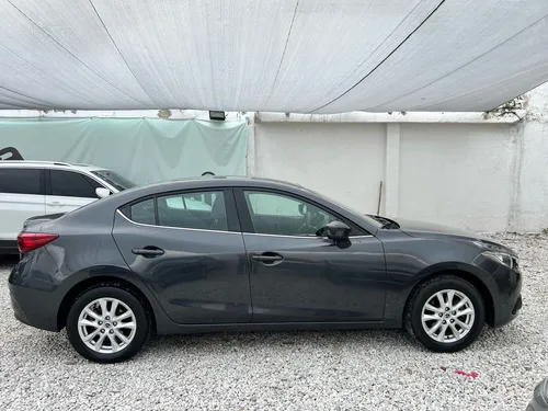 Mazda 3 2.0 Touring At