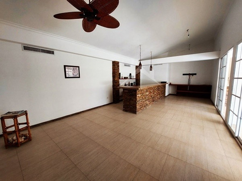 Imagen 11 de 13 de Home24 Pelicano Vende Espectacular Casa Urb. Las Villas