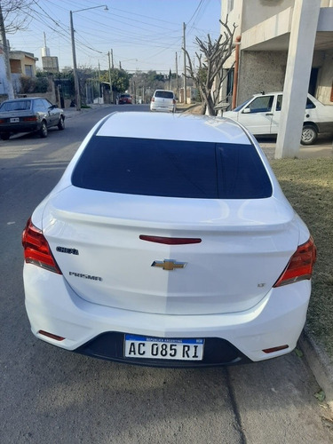 Imagen 9 de 12 de Chevrolet Prisma 2017 1.4 Lt 98cv