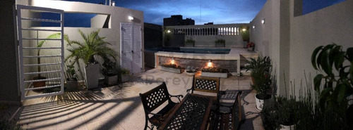 Imagen 6 de 30 de 58 Entre 12 Y 13. Penthouse 5 Dormitorios En Venta, La Plata.-