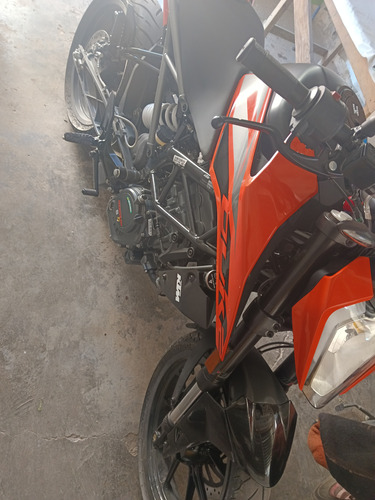 Motocicleta Ktm Duke 200 Cc 2024 Ktm Duke 200 Model