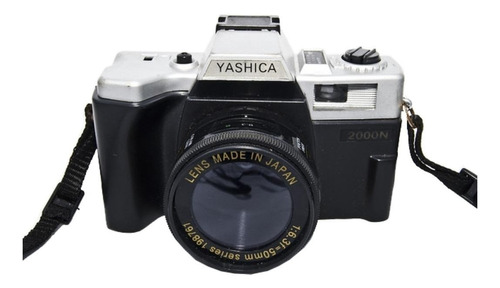 Câmera Yashica 2000N