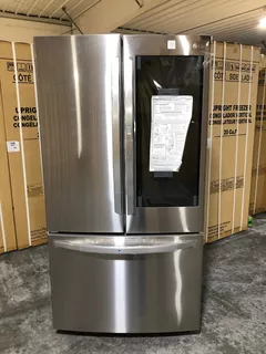 Refrigerador LG French Door Refrigerator With Instaview Door