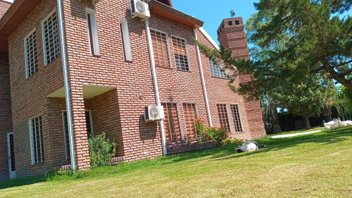 Alquiler Casa Quinta, Tortuguitas. Para Eventos, Cumpleaños Y Casamientos.