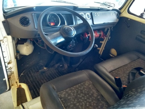 Kombi 1.4 Flex Lotação 12 Lugares 2008