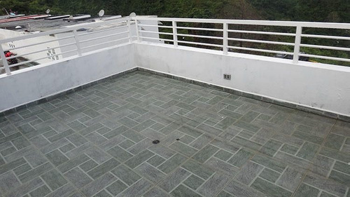 Imagen 9 de 14 de Ramiro E. Ruiz Vende Casa Bosques La Lagunita Mls #22-2341