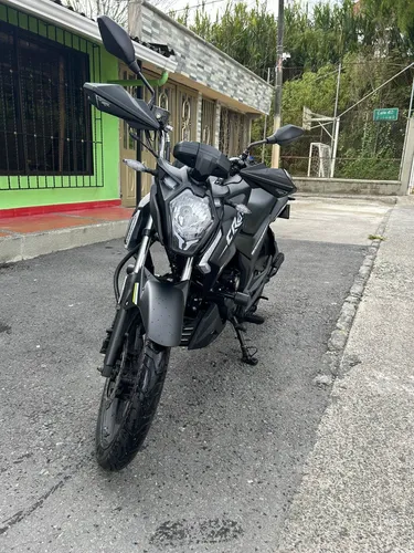 Akt Cr4 Modelo 2025 150 Cc 3,600 Km Soat Hasta Julio 2025