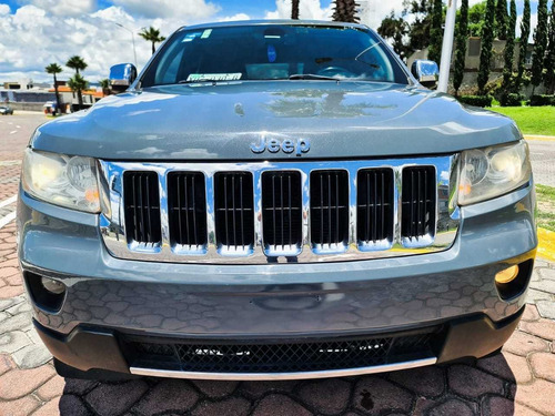 Imagen 2 de 15 de Jeep Grand Cherokee 2011 5.7 Limited Premium V8 4x2 Mt