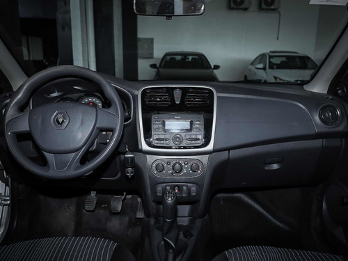 Imagen 19 de 20 de Renault Logan 2019 1.6 Authentique 85cv