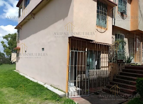 Casa Remodelada En Colinas Ecatepec, Ecatepec De Morelos. Eck062.