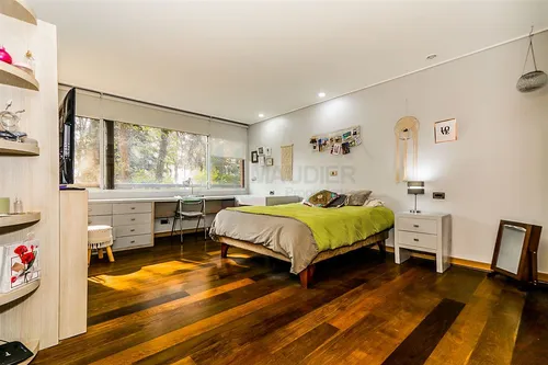 Departamento En Arriendo De 6 Dorm. En Las Condes