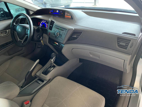 Imagem 12 de 15 de Honda Civic 1.8 Lxs 16v Flex 4p Automático