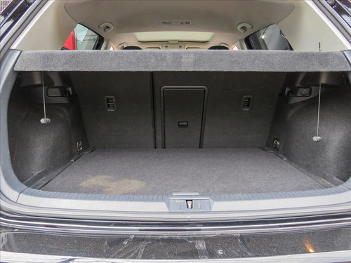 Imagem 6 de 12 de Volkswagen Golf 1.4 Tsi Highline 16v Aut. 6 Airbags