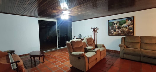 Imagen 7 de 15 de Townhouse La Unión, Urb. Potro Redondo 1